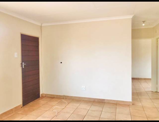 2 BEDROOM FREEHOLD FOR SALE IN SKY CITY